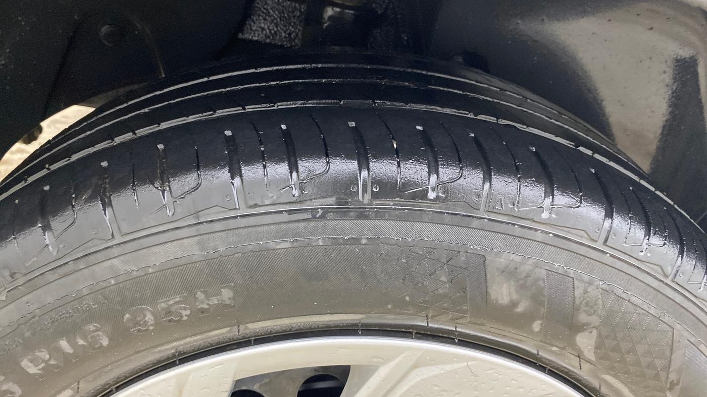 2021 Hyundai Creta EX 1.5 PETROL, Petrol, Manual, 42,209 km, Right Rear Tyre Tread