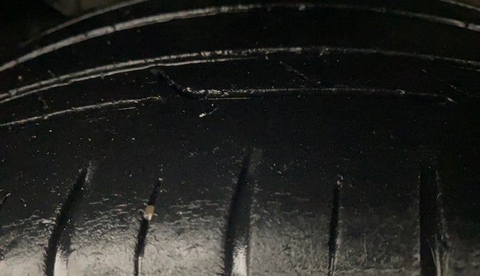 2018 Tata NEXON XZA PLUS PETROL, Petrol, Automatic, 57,704 km, Right Rear Tyre Tread