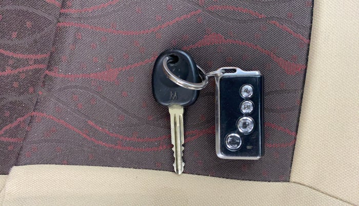 2014 Hyundai i10 MAGNA 1.1, Petrol, Manual, 56,641 km, Key Close Up