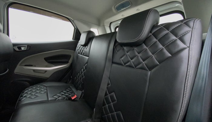 2016 Ford Ecosport 1.5 TITANIUM TI VCT AT, Petrol, Automatic, 20,069 km, Right Side Rear Door Cabin
