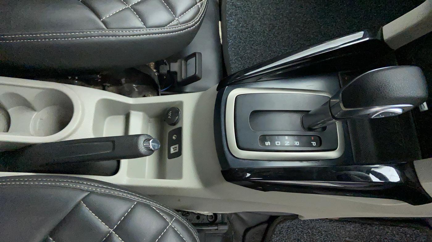 2016 Ford Ecosport 1.5 TITANIUM TI VCT AT, Petrol, Automatic, 20,069 km, Gear Lever