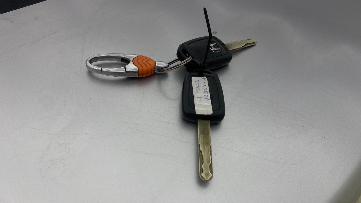 2015 Honda City 1.5L I-VTEC SV, Petrol, Manual, 68,812 km, Key Close Up