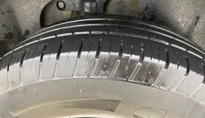 2021 Tata Safari XM, Diesel, Manual, 60,068 km, Left Rear Tyre Tread