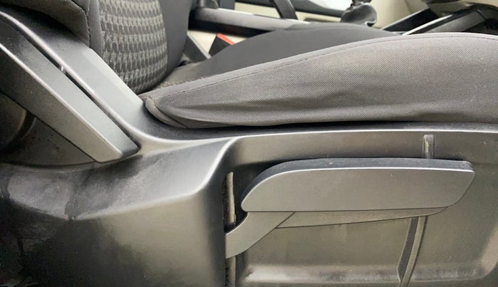 2021 Tata Safari XM, Diesel, Manual, 60,068 km, Driver Side Adjustment Panel