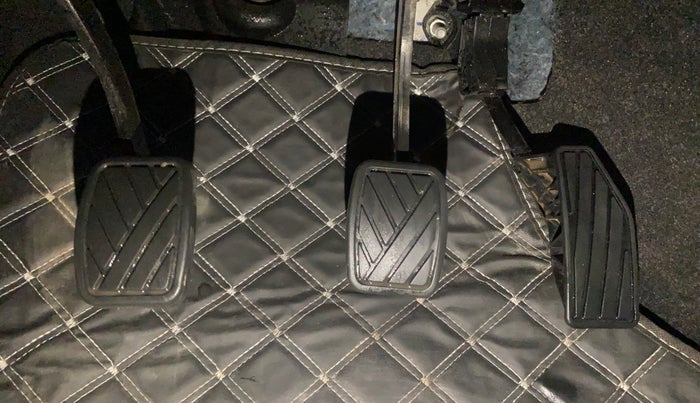 2023 Maruti Swift LXI, Petrol, Manual, 12,722 km, Pedals