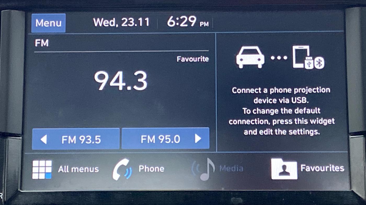 2021 Hyundai GRAND I10 NIOS SPORTZ 1.2 AT, Petrol, Automatic, 16,985 km, Touchscreen Infotainment System