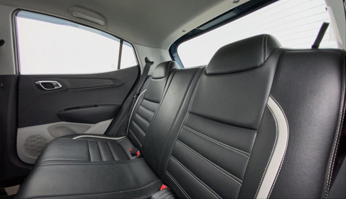 2021 Hyundai GRAND I10 NIOS SPORTZ 1.2 AT, Petrol, Automatic, 16,985 km, Right Side Rear Door Cabin