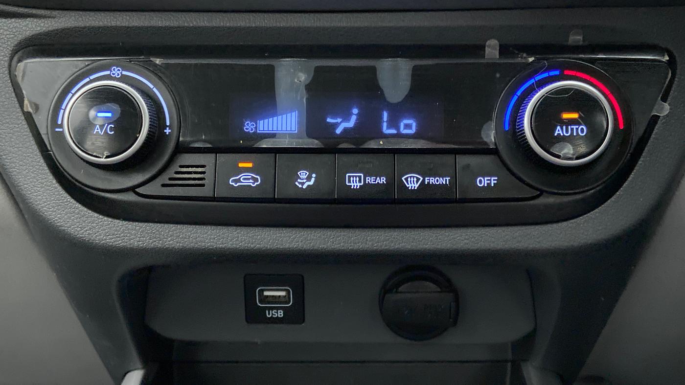 2021 Hyundai GRAND I10 NIOS SPORTZ 1.2 AT, Petrol, Automatic, 16,985 km, Automatic Climate Control