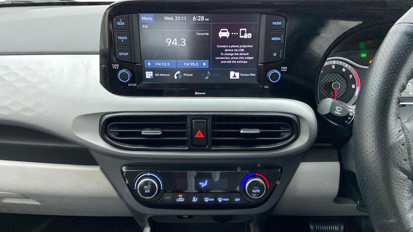 2021 Hyundai GRAND I10 NIOS SPORTZ 1.2 AT, Petrol, Automatic, 16,985 km, Air Conditioner