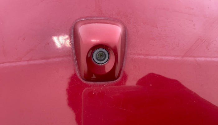 2017 Hyundai Elite i20 ASTA 1.2 (O), Petrol, Manual, 1,31,406 km, Parking Camera