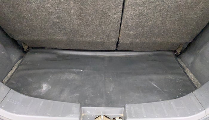 2012 Maruti Wagon R 1.0 LXI, Petrol, Manual, 85,329 km, Boot Inside