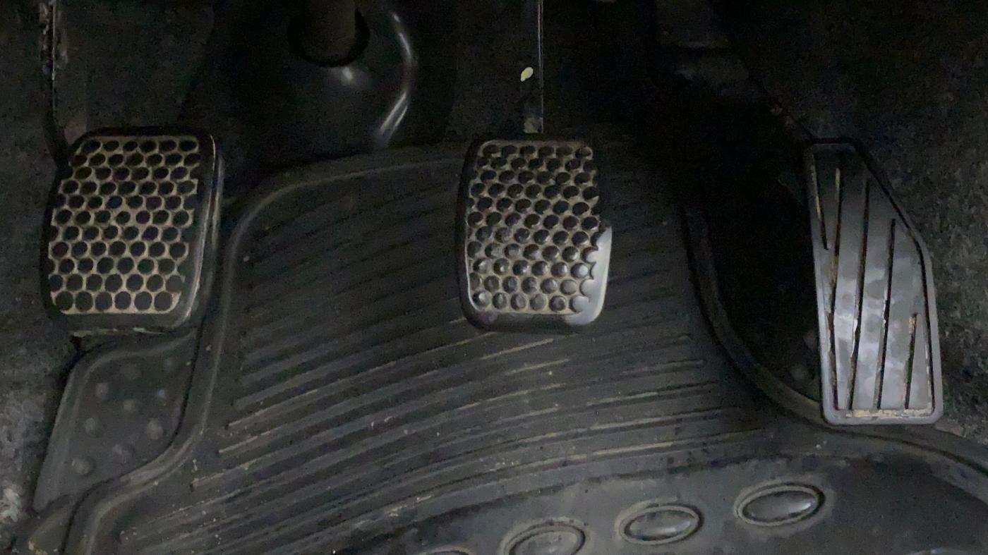 2019 Maruti Alto K10 VXI P, Petrol, Manual, 30,797 km, Pedals