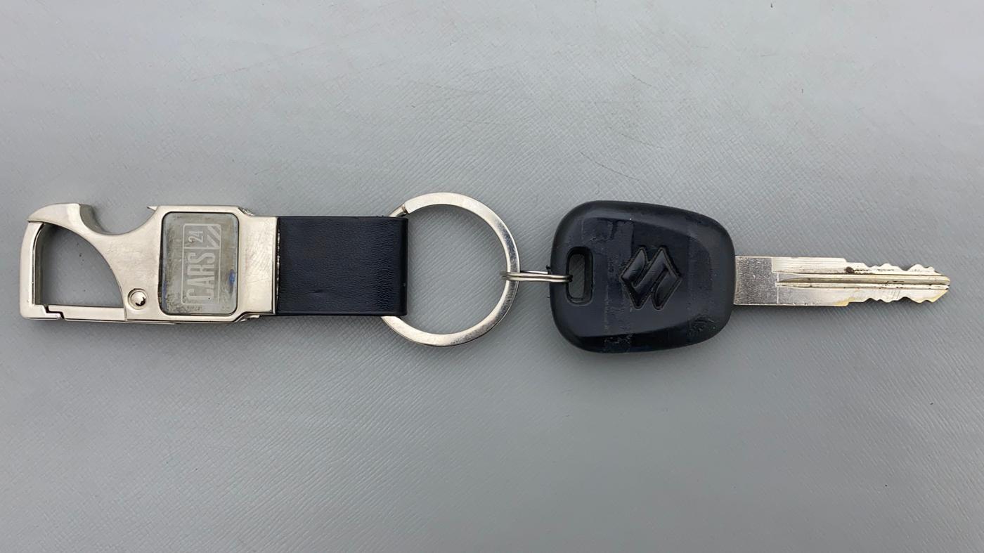 2019 Maruti Alto K10 VXI P, Petrol, Manual, 30,797 km, Key Close Up