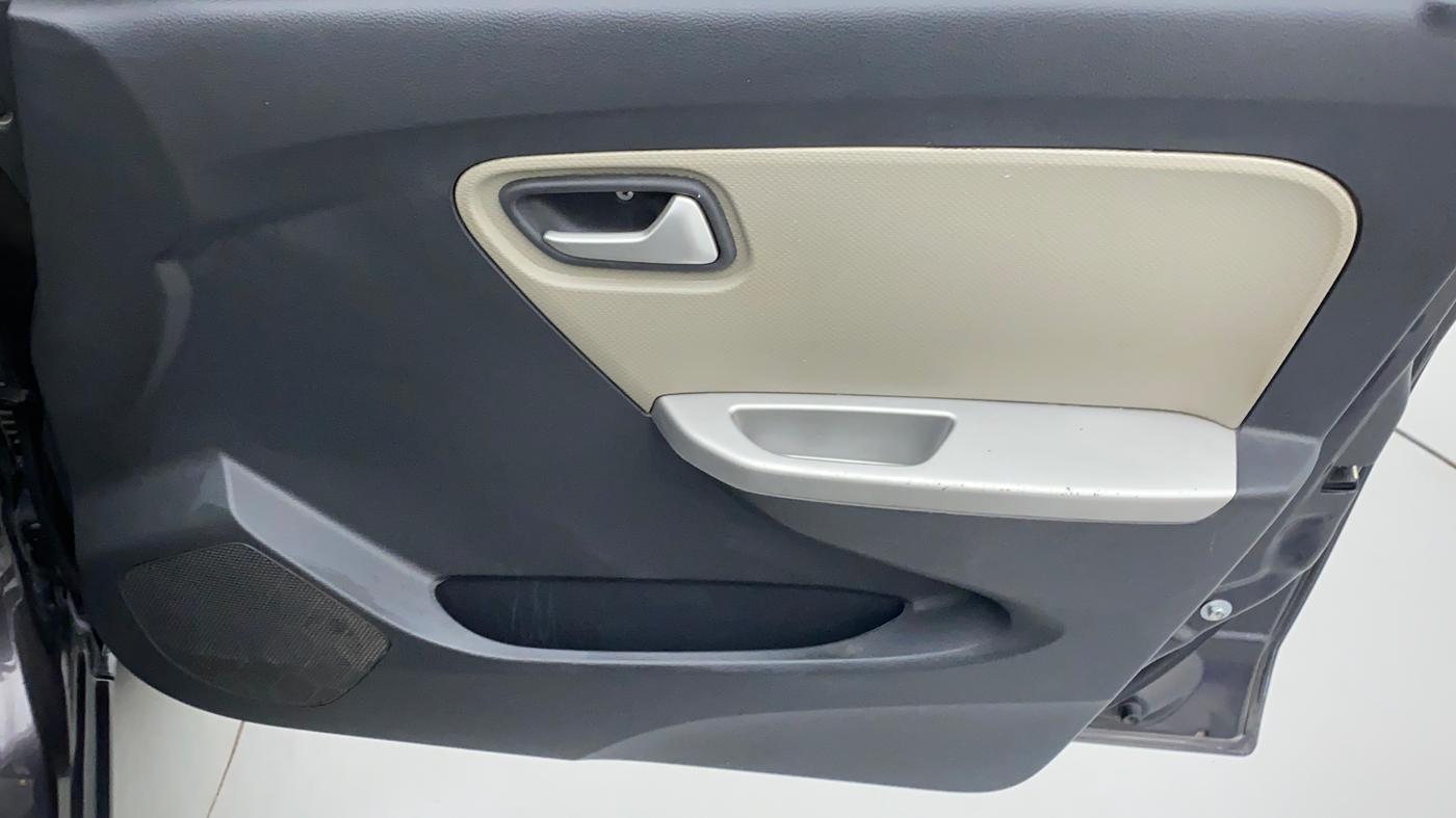 2019 Maruti Alto K10 VXI P, Petrol, Manual, 30,797 km, Driver Side Door Panels Control