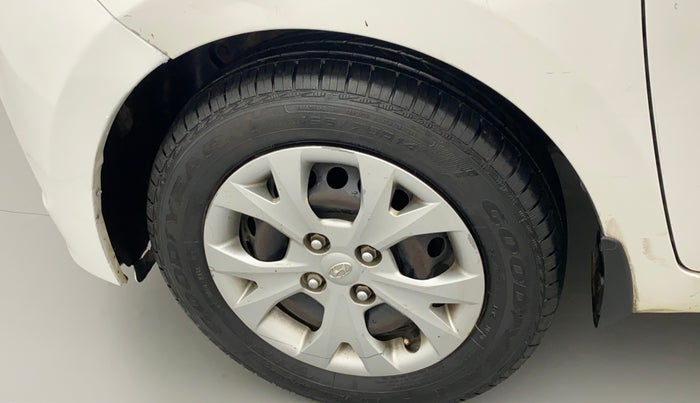 2014 Hyundai Grand i10 SPORTZ 1.2 KAPPA VTVT, Petrol, Manual, 49,287 km, Left fender - Lining loose