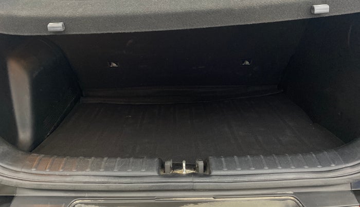 2022 KIA SONET HTX PLUS 1.0 IMT, Petrol, Manual, 29,745 km, Boot Inside