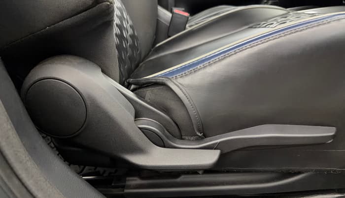 2022 Maruti Baleno ZETA 1.2 AGS, CNG, Automatic, 46,806 km, Driver Side Adjustment Panel