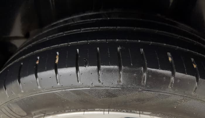 2022 Maruti Baleno ZETA 1.2 AGS, CNG, Automatic, 46,806 km, Left Rear Tyre Tread