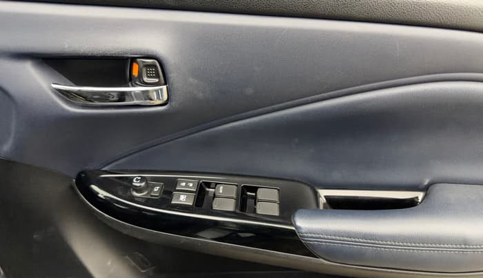 2022 Maruti Baleno ZETA 1.2 AGS, CNG, Automatic, 46,806 km, Driver Side Door Panels Control