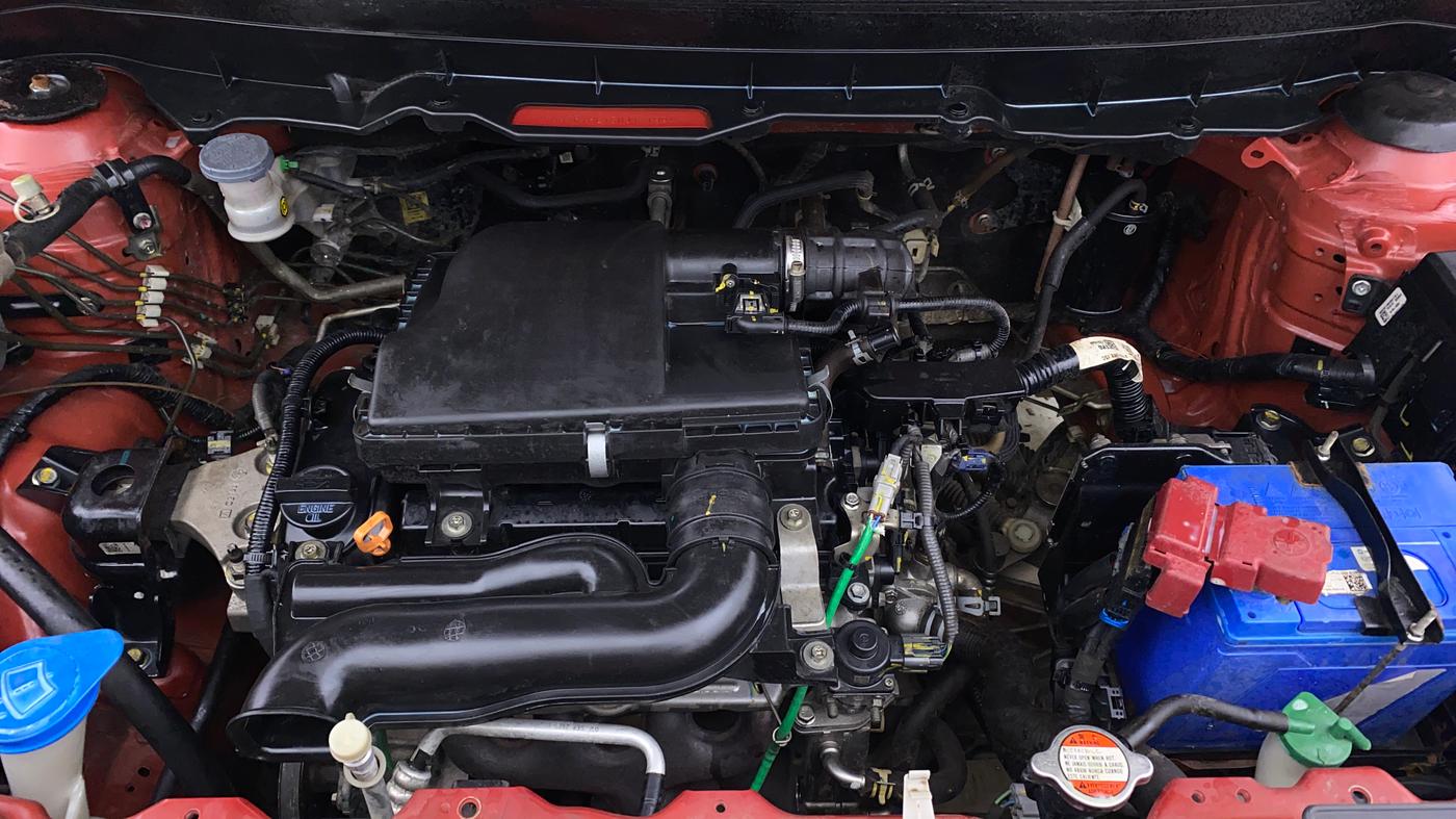 2022 Maruti BREZZA ZXI + SMART HYBRID, Petrol, Manual, 77,807 km, Engine View