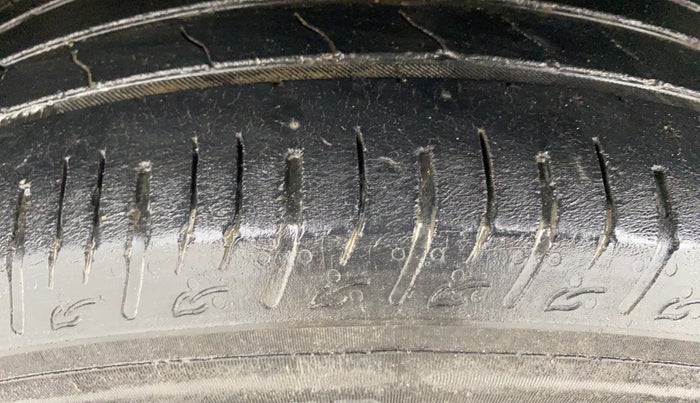 2022 Maruti BREZZA ZXI + SMART HYBRID, Petrol, Manual, 77,792 km, Left Front Tyre Tread