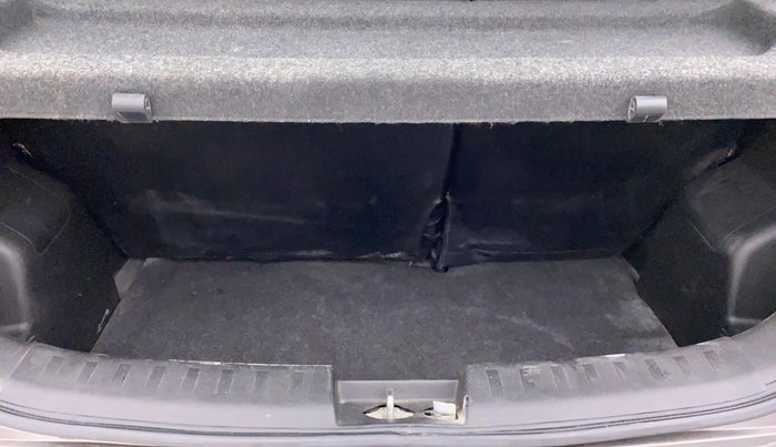 2015 Maruti Swift VDI ABS, Diesel, Manual, 28,505 km, Boot Inside