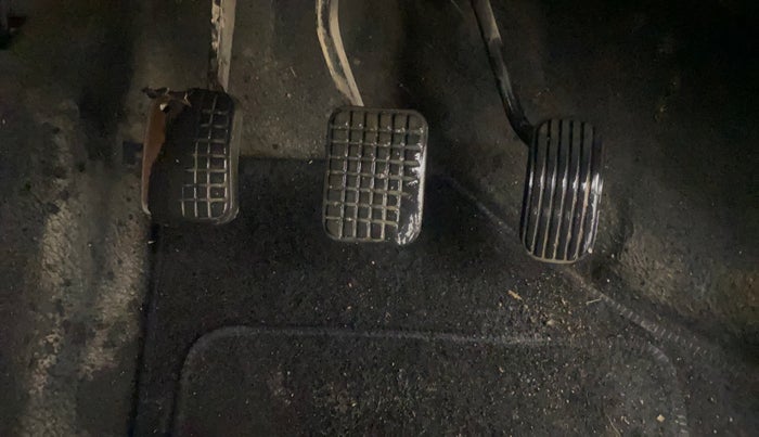 2016 Tata Tiago XT DIESEL, Diesel, Manual, 60,451 km, Pedals