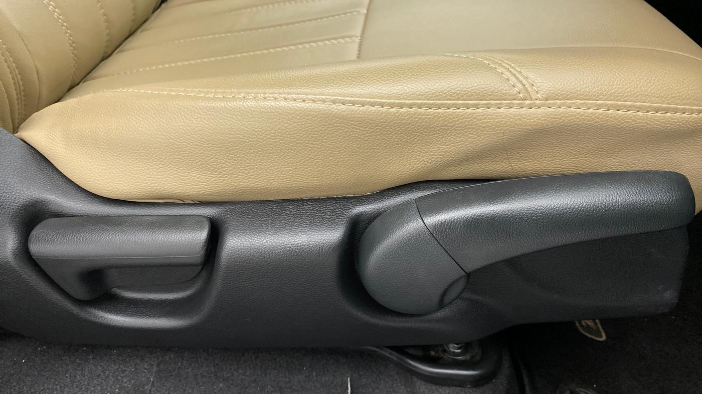 2022 Honda Jazz ZX CVT, Petrol, Automatic, 2,405 km, Driver Side Adjustment Panel