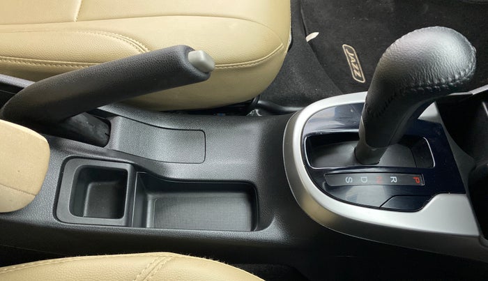 2022 Honda Jazz ZX CVT, Petrol, Automatic, 2,405 km, Gear Lever