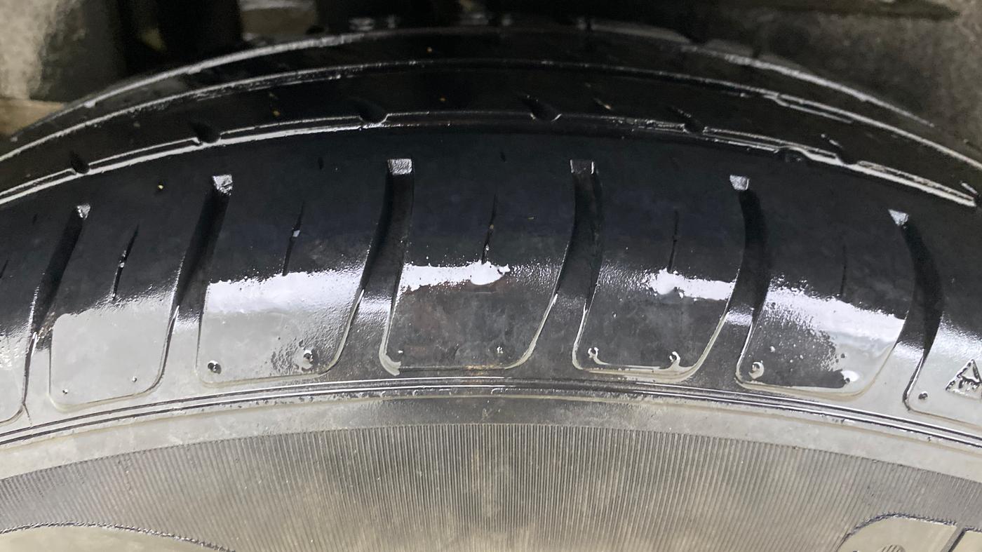 2020 Maruti Dzire VXI, Petrol, Manual, 35,404 km, Right Rear Tyre Tread