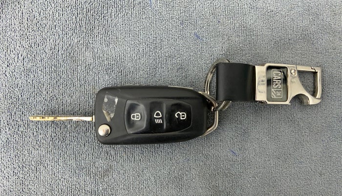 2017 Tata TIGOR Revotron XT, Petrol, Manual, 71,584 km, Key Close Up