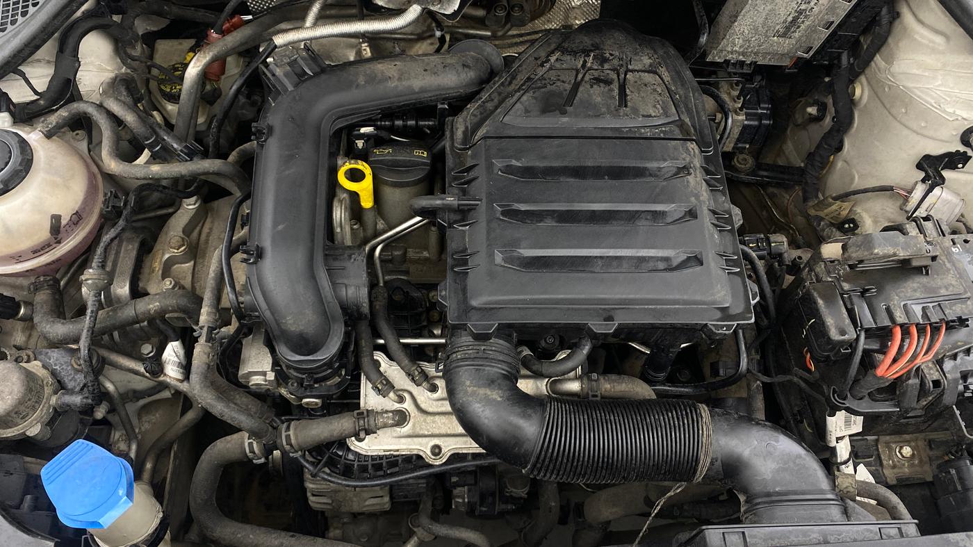 2021 Volkswagen Vento HIGHLINE 1.0L TSI, Petrol, Manual, 57,349 km, Engine View