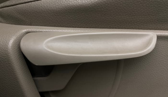 2021 Volkswagen Vento HIGHLINE 1.0L TSI, Petrol, Manual, 57,349 km, Driver Side Adjustment Panel
