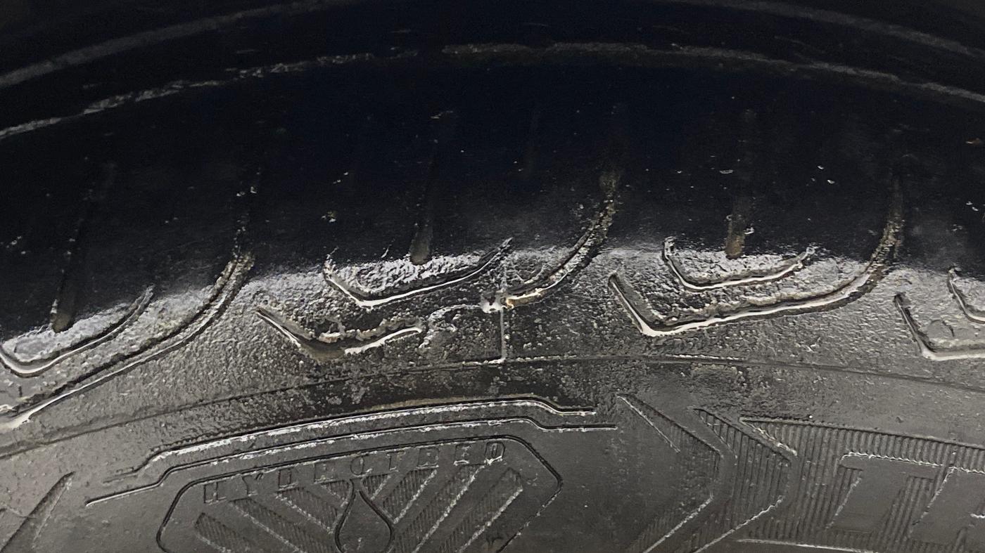 2021 Volkswagen Vento HIGHLINE 1.0L TSI, Petrol, Manual, 57,349 km, Right Front Tyre Tread