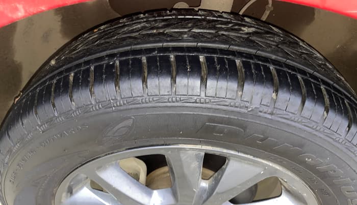 2020 Hyundai Elite i20 SPORTZ PLUS 1.2, Petrol, Manual, 31,880 km, Left Front Tyre Tread