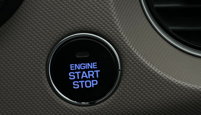 2015 Hyundai Grand i10 ASTA AT 1.2 KAPPA VTVT, CNG, Automatic, 65,384 km, Keyless Start/ Stop Button