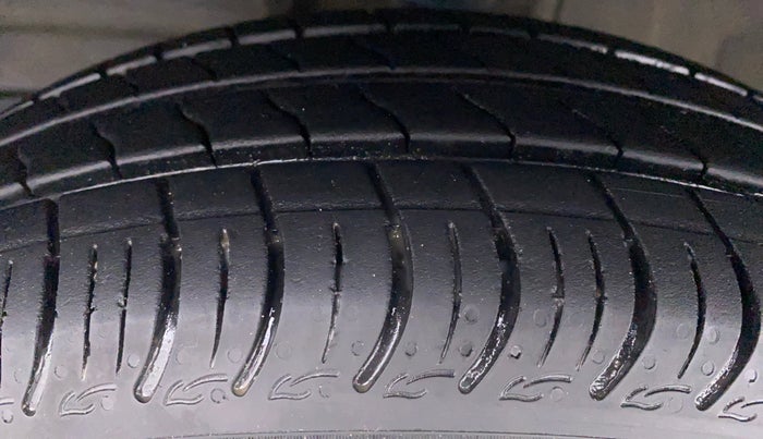 2021 Maruti S PRESSO VXI, Petrol, Manual, 6,513 km, Left Front Tyre Tread