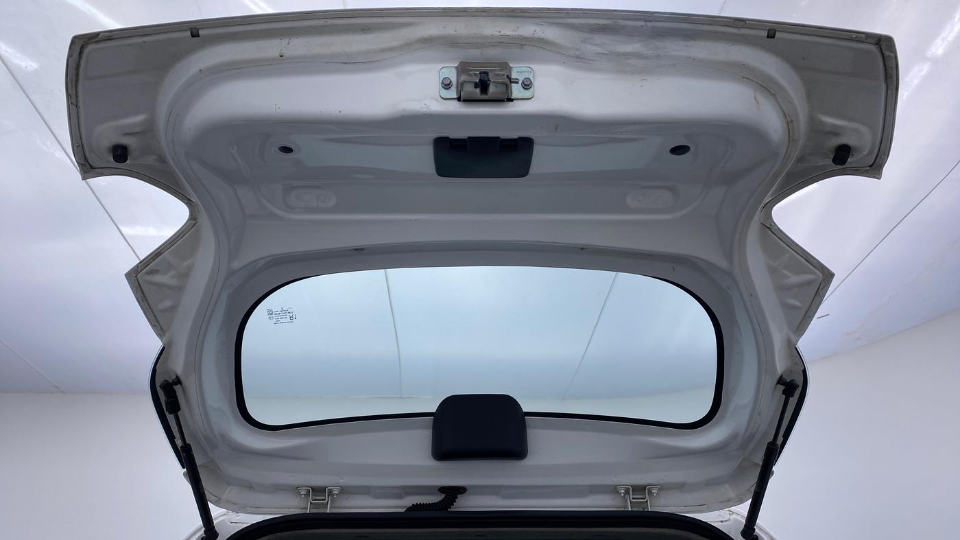 2018 Renault Kwid RXL, Petrol, Manual, 80,212 km, Boot Door Open