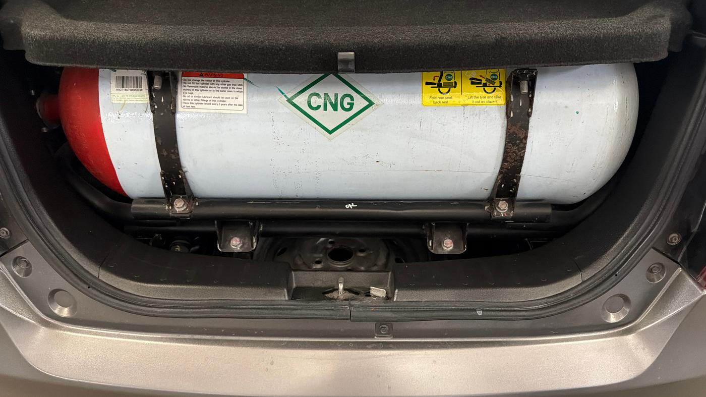 2018 Maruti Wagon R 1.0 LXI CNG, CNG, Manual, 59,402 km, Boot Inside