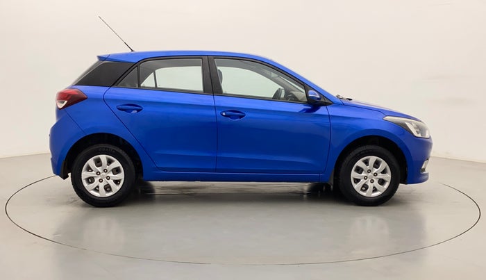 2017 Hyundai Elite i20 SPORTZ 1.2, Petrol, Manual, 52,641 km, Right Side View