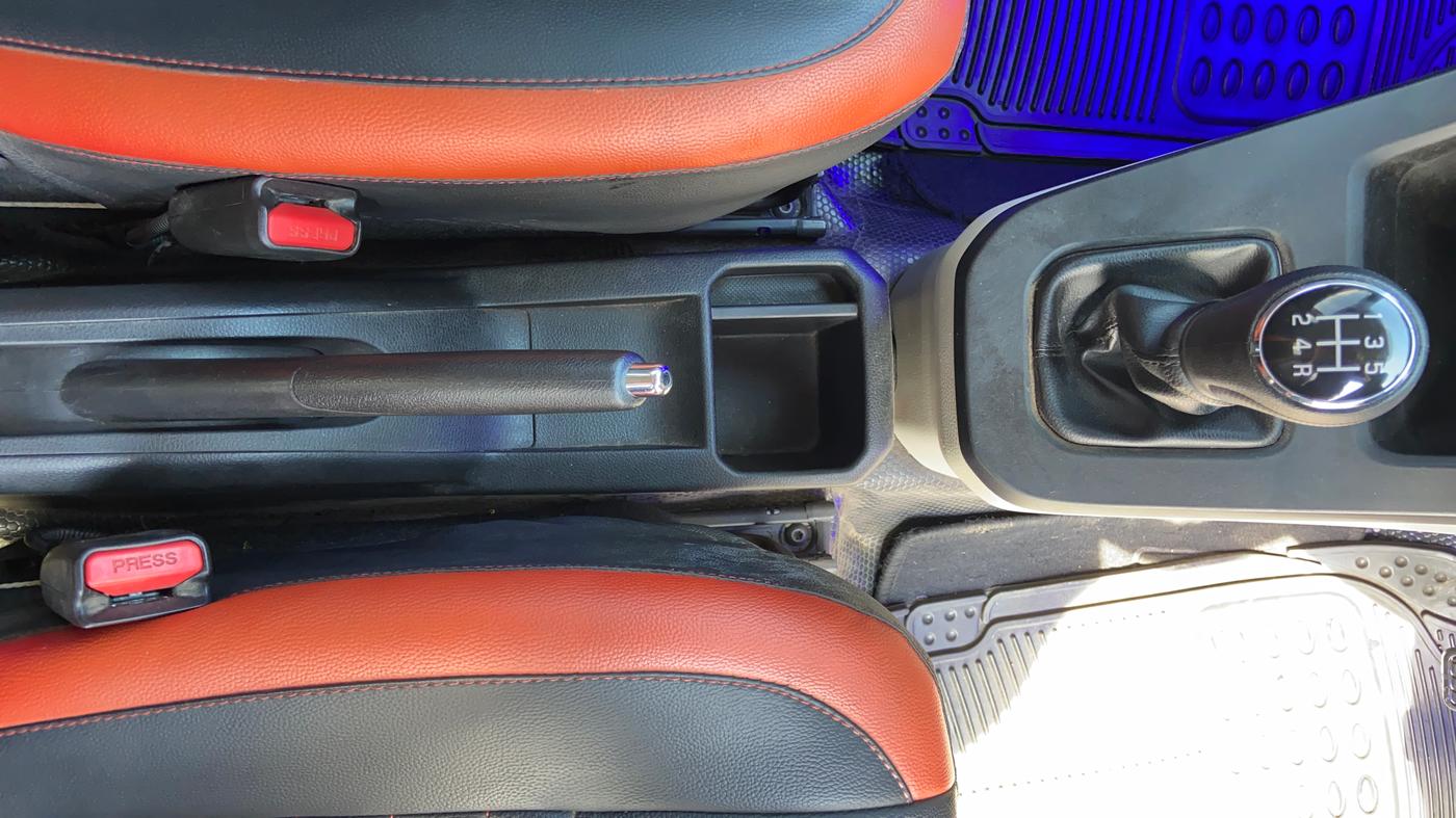 2019 Maruti New Wagon-R VXI 1.0, Petrol, Manual, 66,444 km, Gear Lever