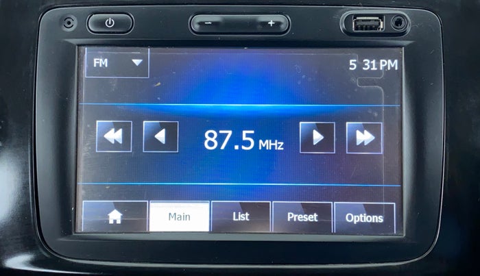 2015 Renault Kwid RXT Opt, Petrol, Manual, 26,795 km, Infotainment System