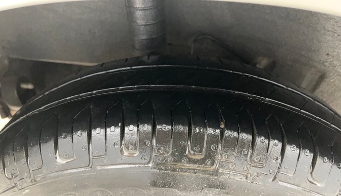 2014 Nissan Micra Active XL, Petrol, Manual, 39,225 km, Right Rear Tyre Tread