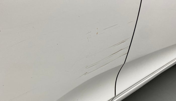 2013 Hyundai Eon ERA +, Petrol, Manual, 89,895 km, Right rear door - Minor scratches