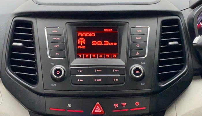 2022 Mahindra XUV300 W6 1.2 PETROL, Petrol, Manual, 45,733 km, Infotainment System
