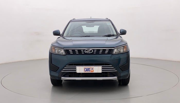 2022 Mahindra XUV300 W6 1.2 PETROL, Petrol, Manual, 45,733 km, Front