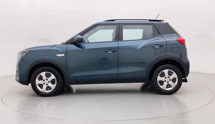 2022 Mahindra XUV300 W6 1.2 PETROL, Petrol, Manual, 45,733 km, Left Side
