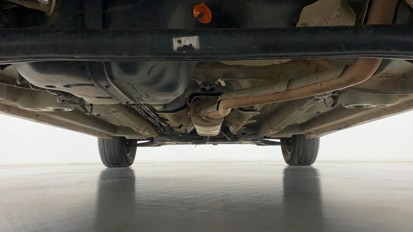 2022 Mahindra XUV300 W6 1.2 PETROL, Petrol, Manual, 45,733 km, Rear Underbody