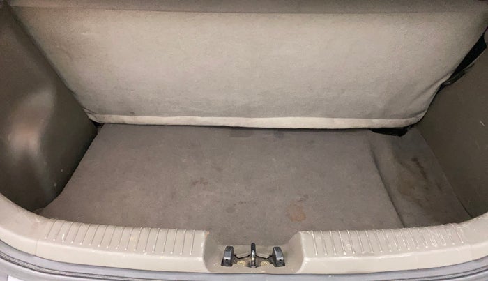 2013 Hyundai i10 SPORTZ 1.2 AT, Petrol, Automatic, 72,733 km, Boot Inside