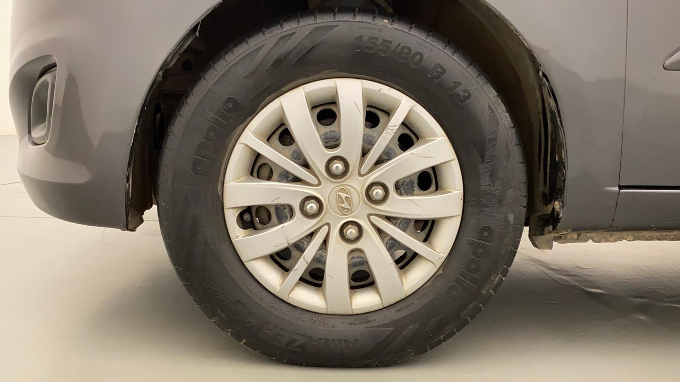 2013 Hyundai i10 SPORTZ 1.2 AT, Petrol, Automatic, 72,733 km, Left Front Wheel